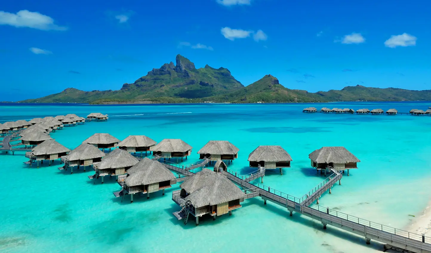 /media/4ngnwchn/web-overwater-villas.jpg