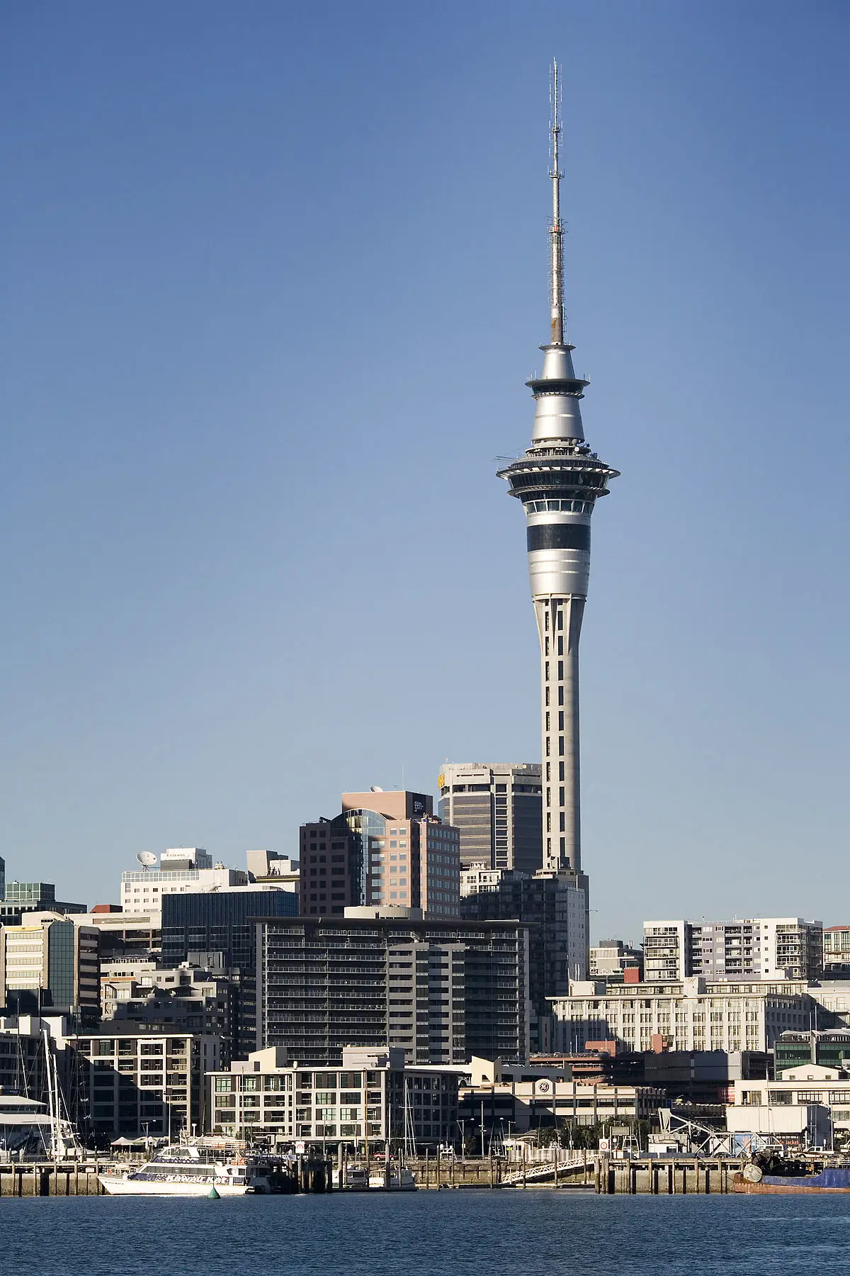 /media/5j2beiby/1200px-waitemata_harbour-_ferry_dock_and_the_skytower-_auckland_-_0206.jpg